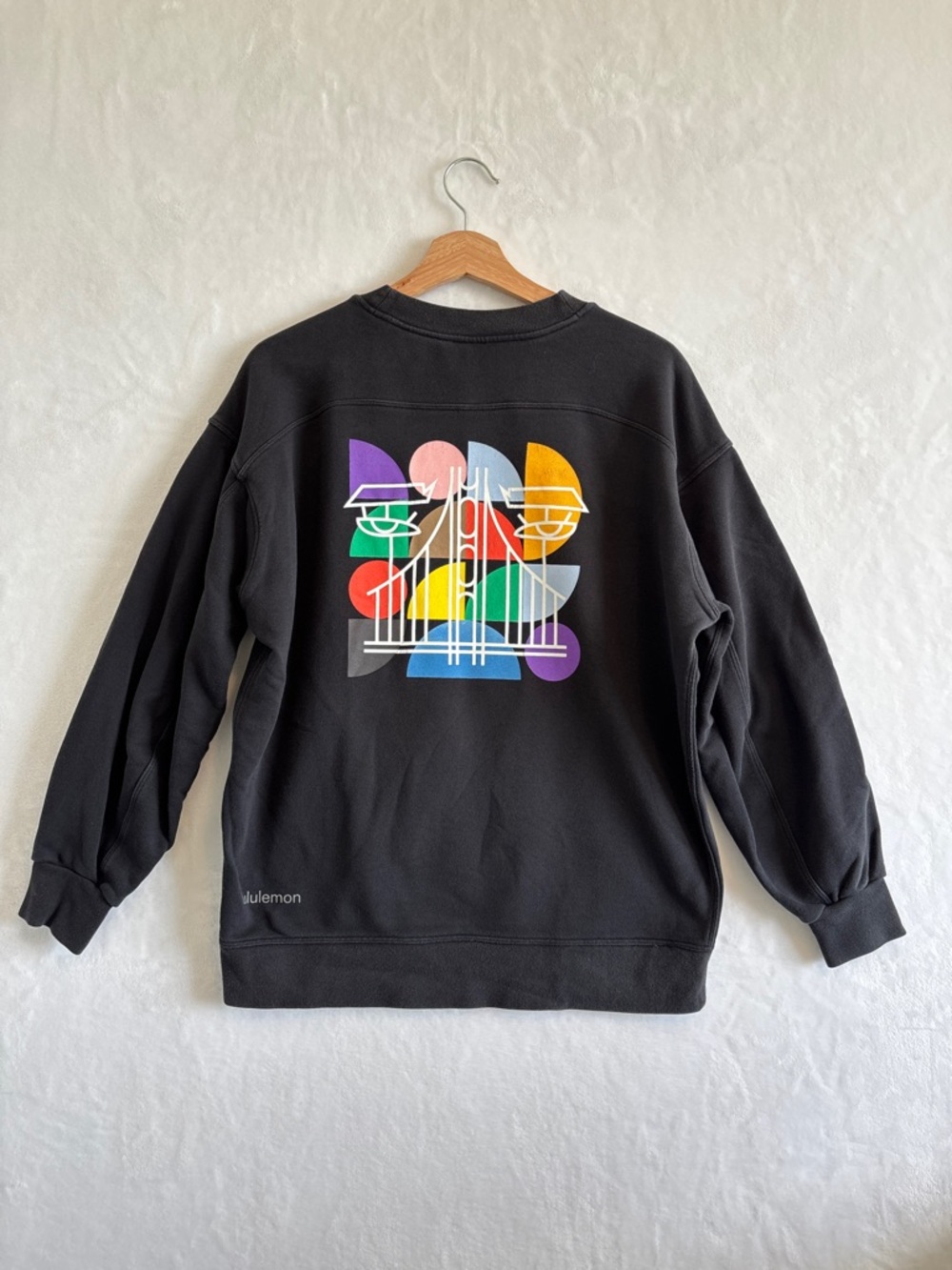 lululemon Black Crewneck Sweatshirt rainbow bridge pattern